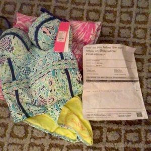 Lilly Pulitzer Palma size 6 never worn. Tags and panty liner in place .